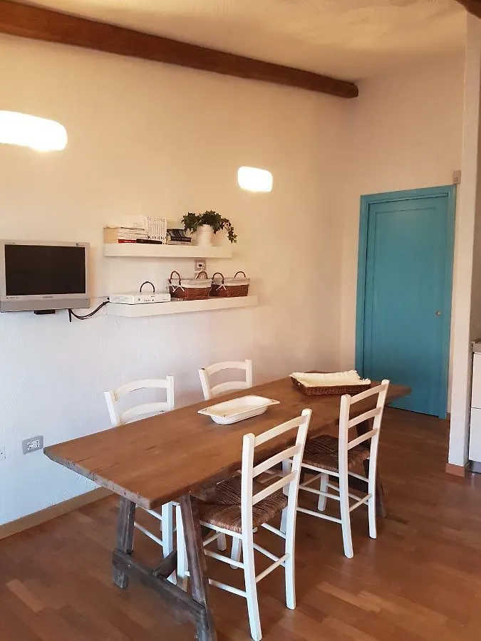 Apartment Appartamento Bilocale Mansardato Con Terrazza Villasimius